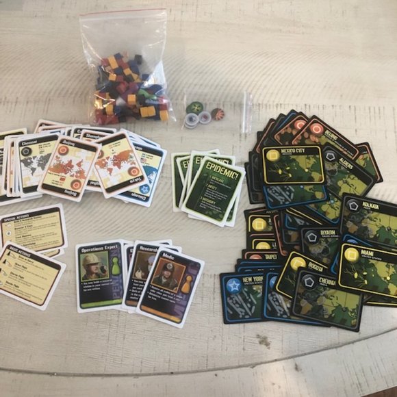 2007 Z-Man Games Pandemic a Game by Matt Leacock - Picture 4 of 6